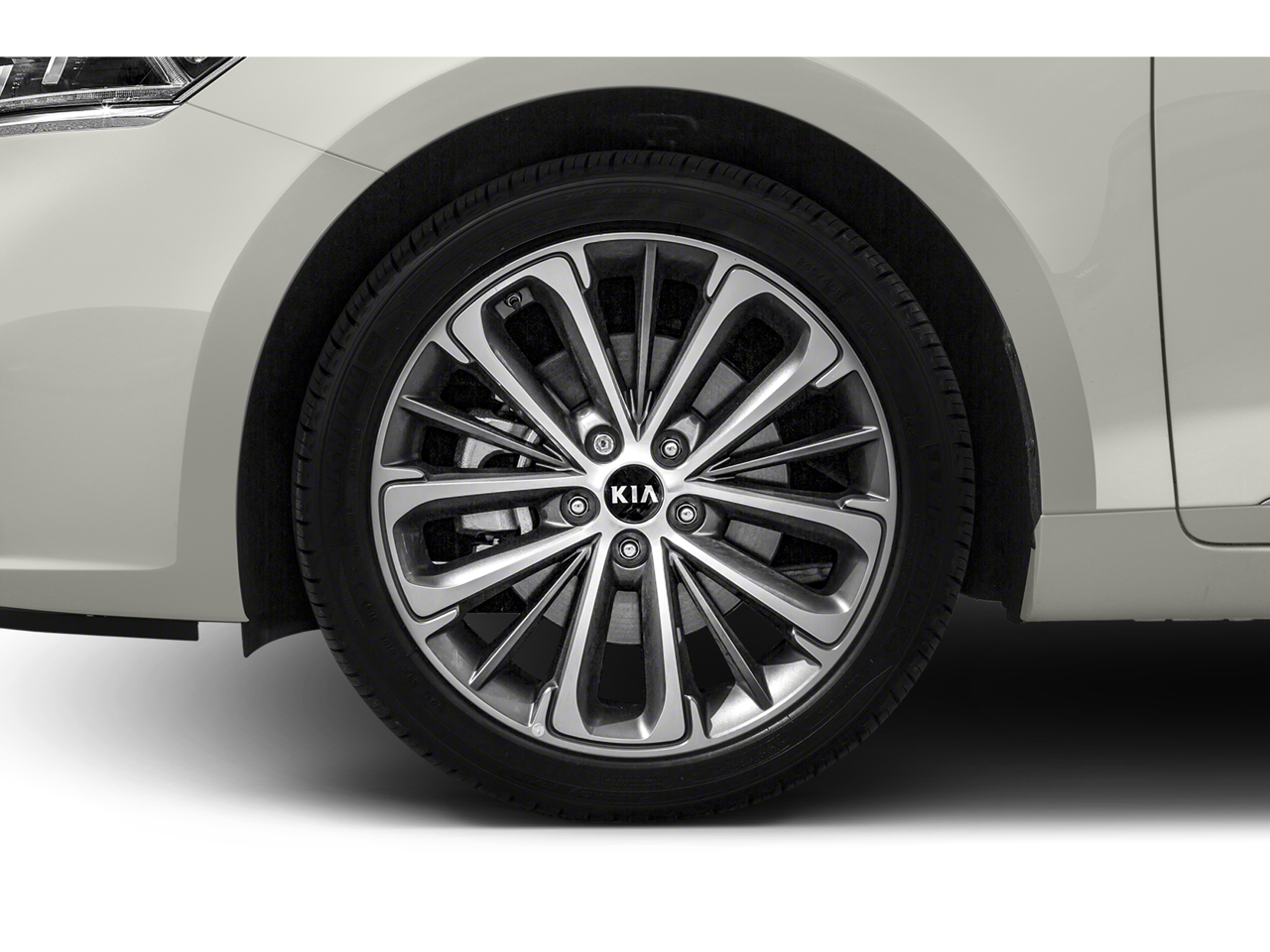 2019 Kia Cadenza Technology