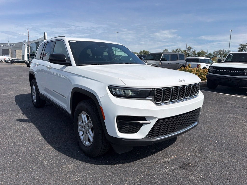 2024 Jeep Grand Cherokee Laredo