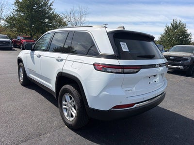 2024 Jeep Grand Cherokee Laredo