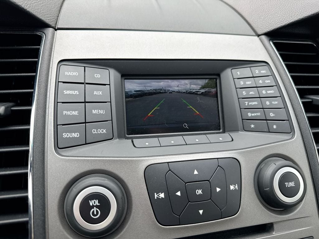 2016 Ford Taurus SE