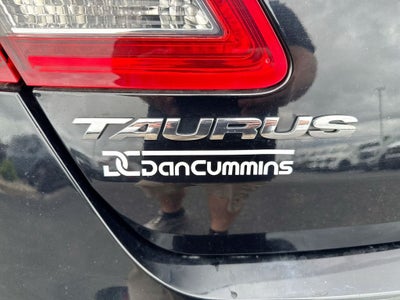 2016 Ford Taurus SE