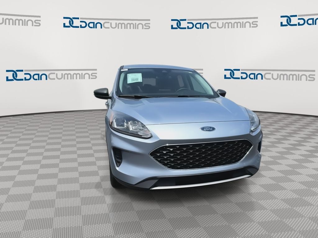 2022 Ford Escape Hybrid SE