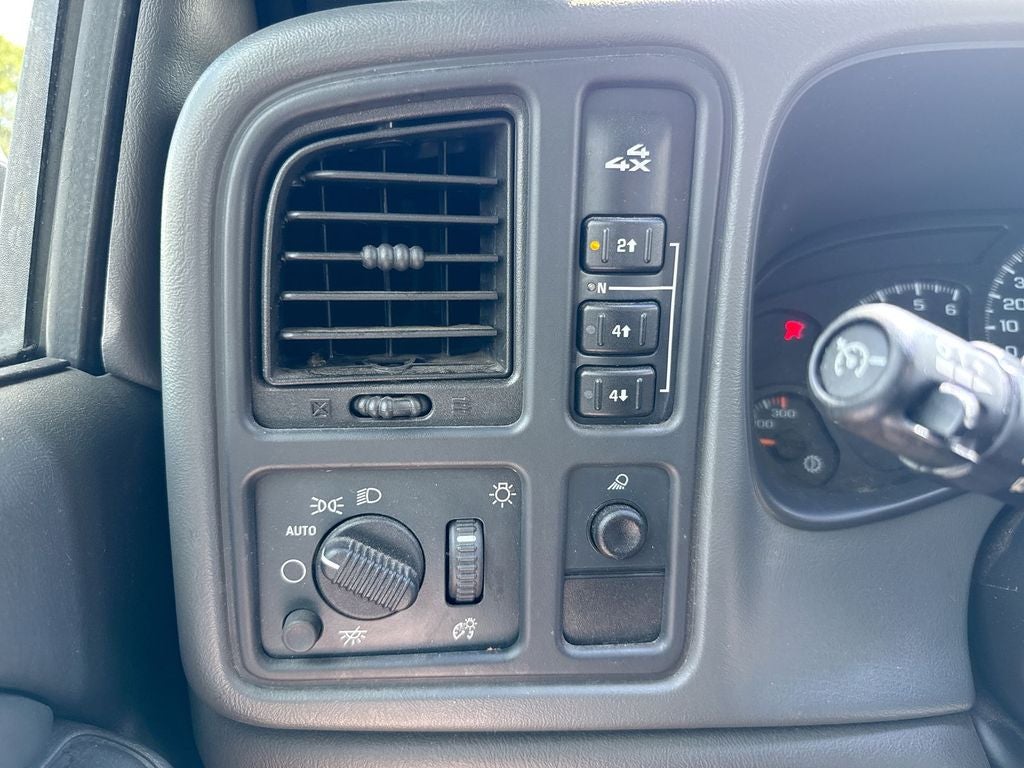 2005 Chevrolet Silverado 2500HD LS