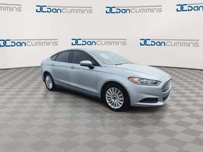 2016 Ford Fusion Hybrid S