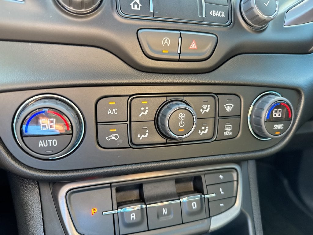 2022 GMC Terrain AT4
