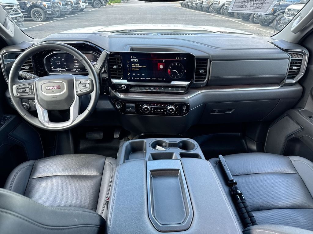 2025 GMC Sierra 1500 SLT