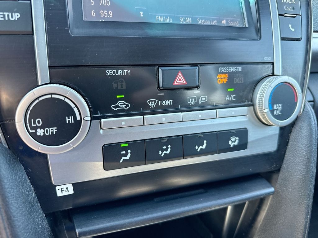 2014 Toyota Camry SE