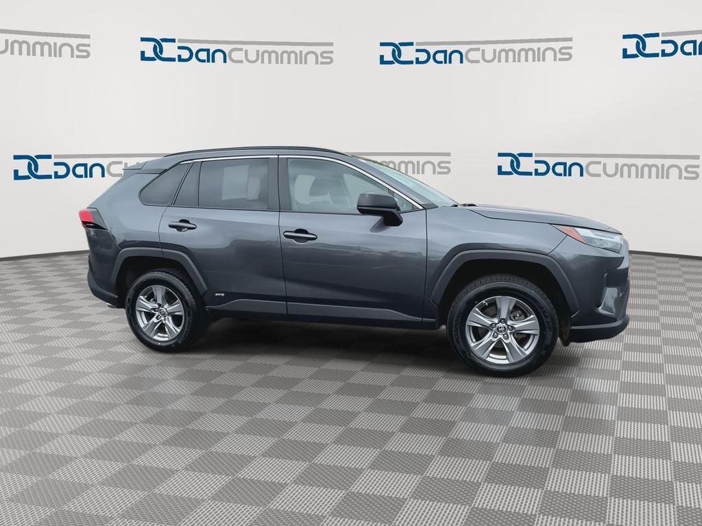 2023 Toyota RAV4 Hybrid LE