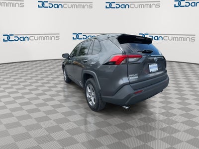 2022 Toyota RAV4 Hybrid LE