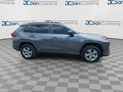 2022 Toyota RAV4 Hybrid LE