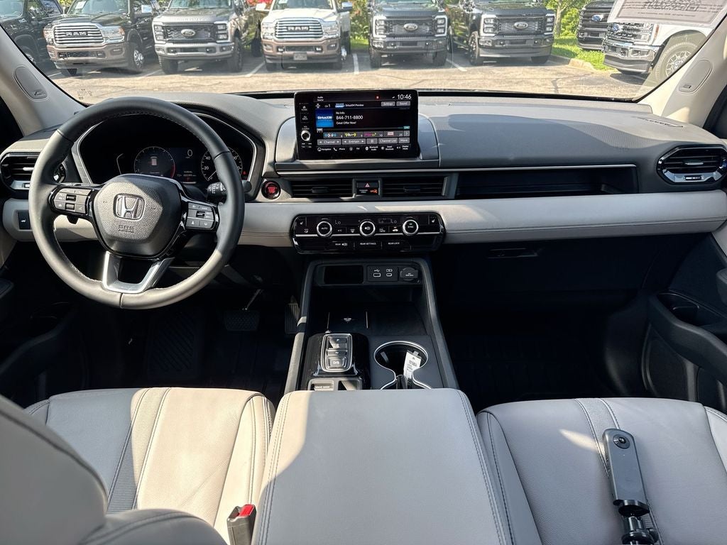 2025 Honda Pilot Base