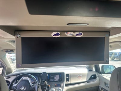 2016 Toyota Sienna XLE Premium