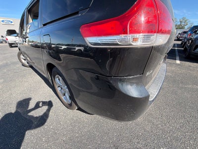 2014 Toyota Sienna LE