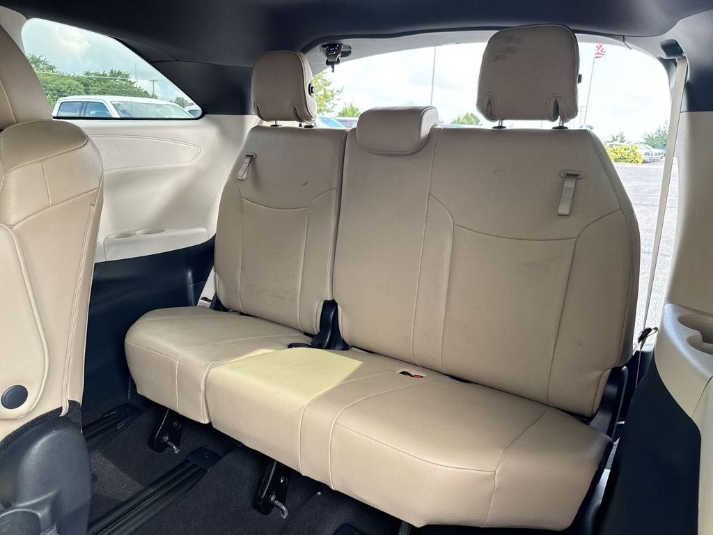 2024 Toyota Sienna XLE