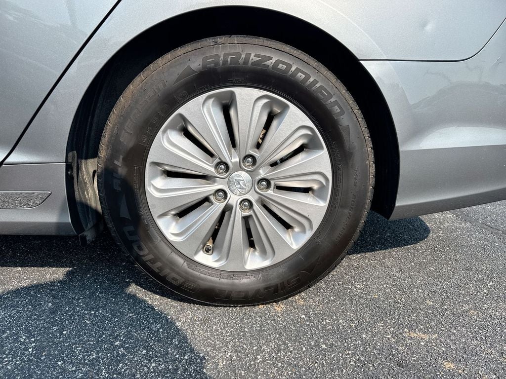 2017 Hyundai Sonata Hybrid SE