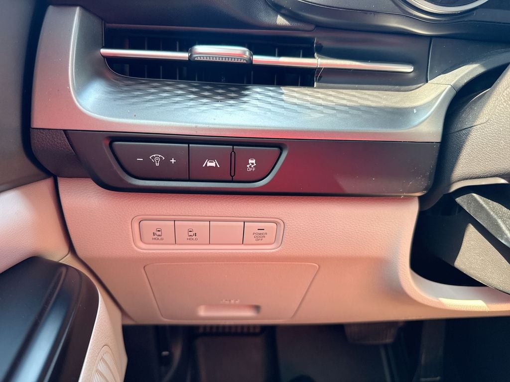 2022 Kia Carnival LXS