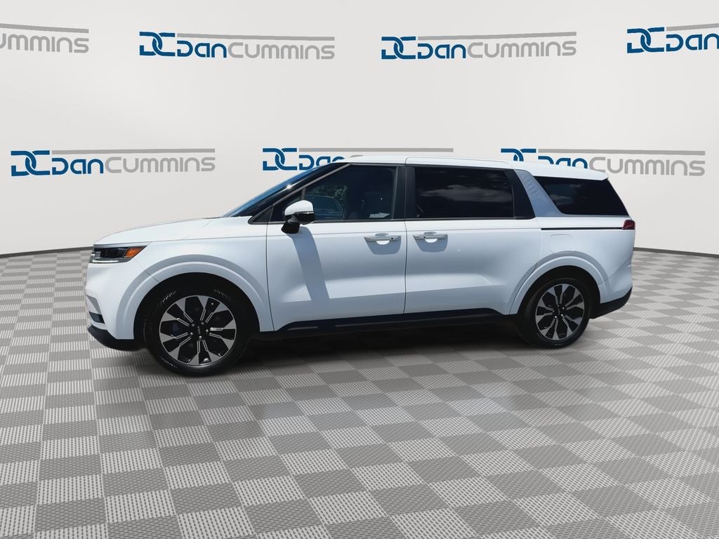 2022 Kia Carnival EX