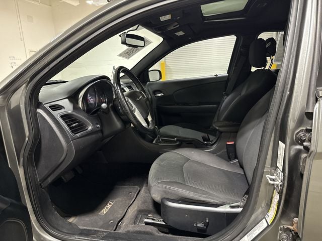 2012 Chrysler 200 Touring