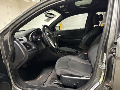 2012 Chrysler 200 Touring