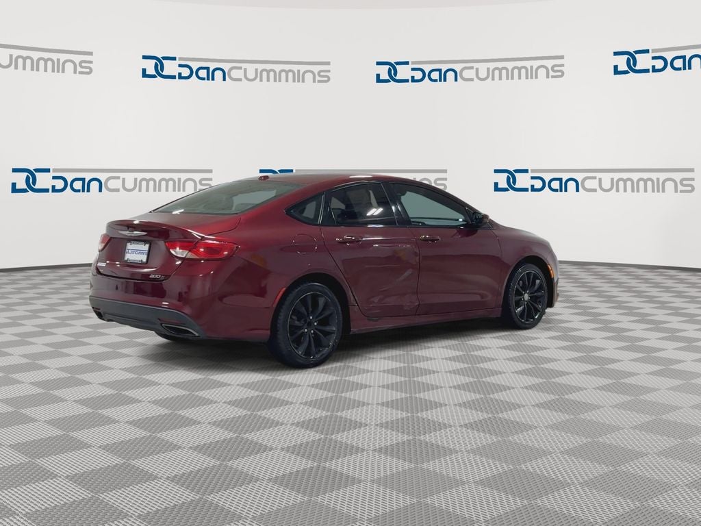 2015 Chrysler 200 S