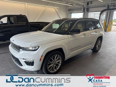 2023 Jeep Grand Cherokee Summit