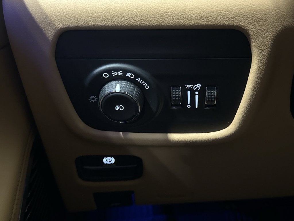 2023 Jeep Grand Cherokee L Summit