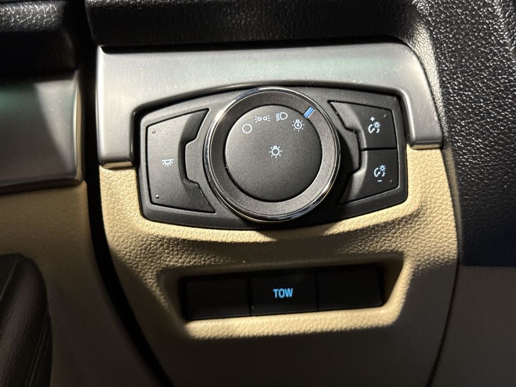 2016 Ford Explorer Base
