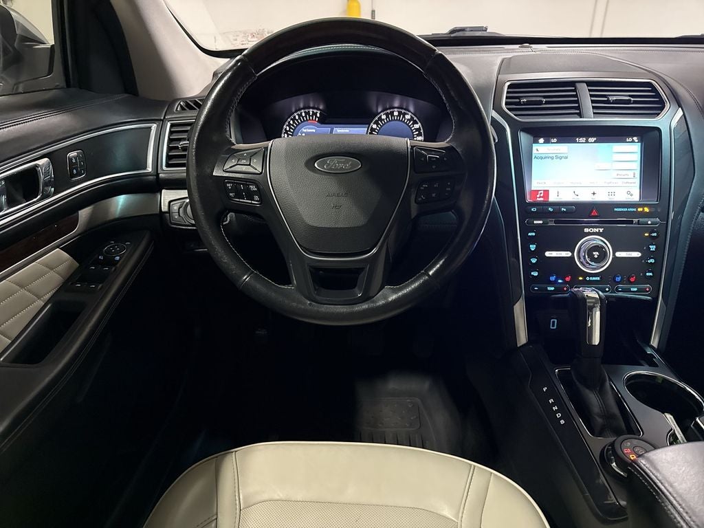 2017 Ford Explorer Platinum