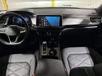 2024 Volkswagen Atlas Cross Sport 2.0T SE w/Technology
