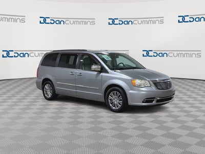 2014 Chrysler Town & Country Touring-L