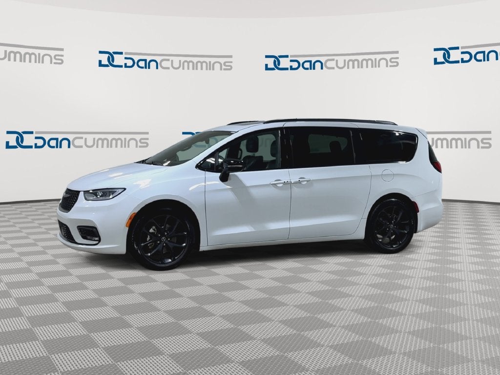 2025 Chrysler Pacifica Limited