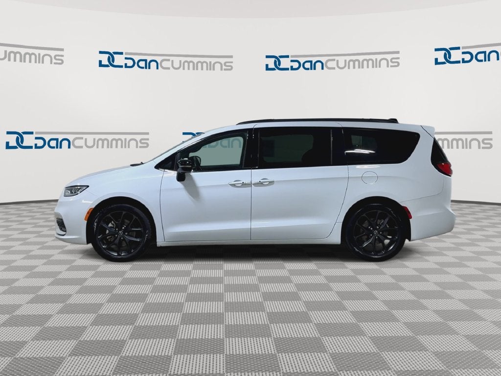 2025 Chrysler Pacifica Limited