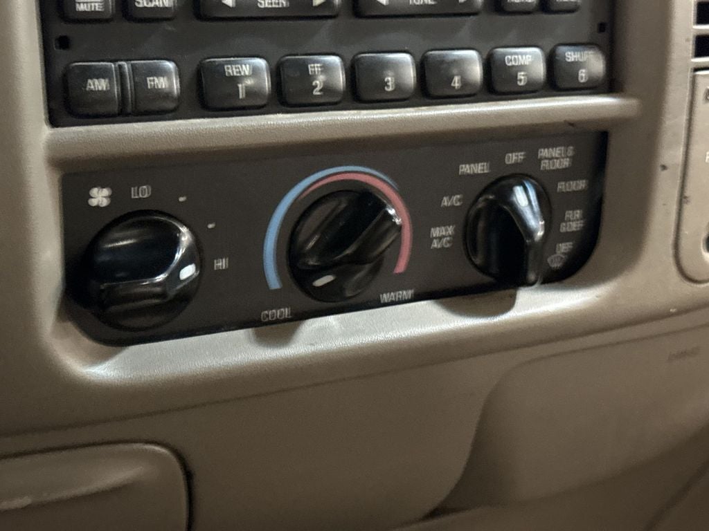 2002 Ford F-150 XLT
