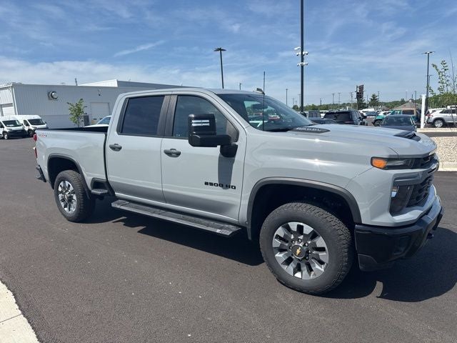2024 Chevrolet Silverado 2500HD Custom