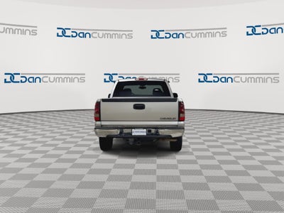 2005 Chevrolet Silverado 1500 LS