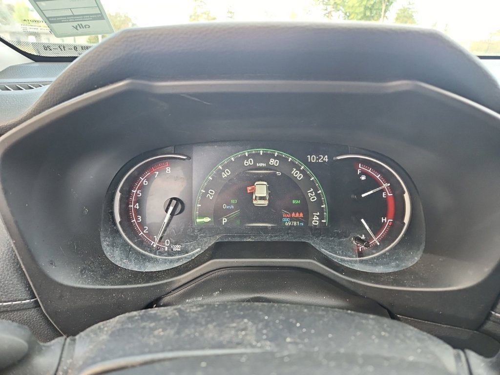 2024 Toyota RAV4 LE