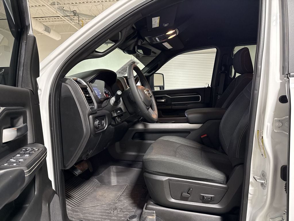2025 RAM 3500 Big Horn