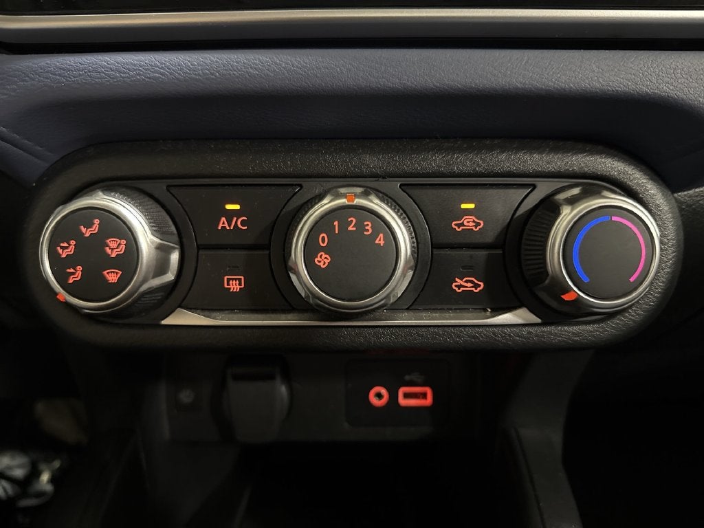 2024 Nissan Versa 1.6 SV