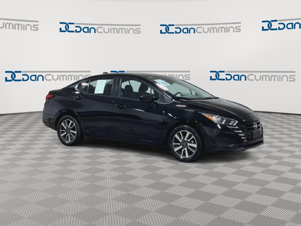 2024 Nissan Versa 1.6 SV