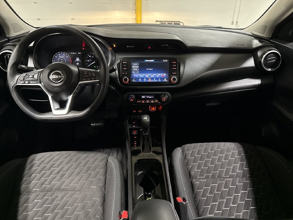 2022 Nissan Kicks SV