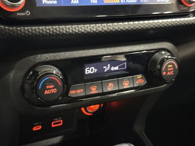 2022 Nissan Kicks SV