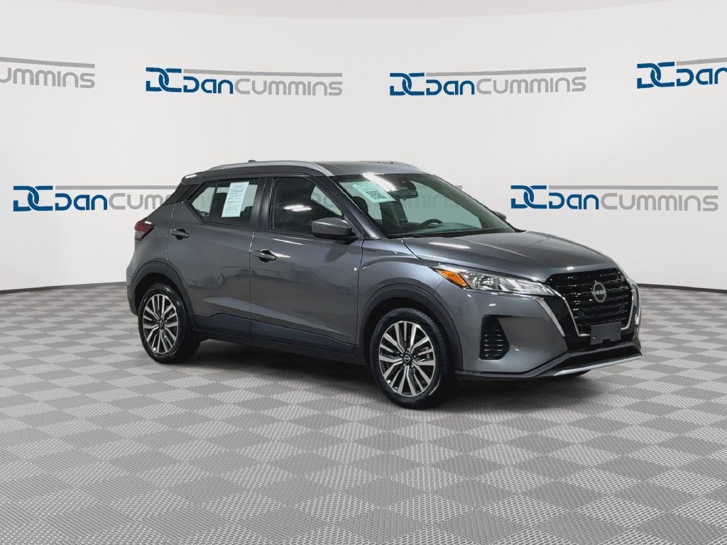 2022 Nissan Kicks SV