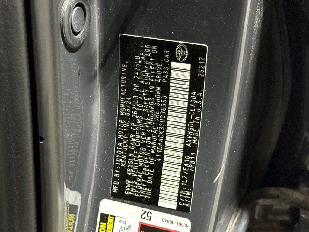2025 Toyota Camry SE