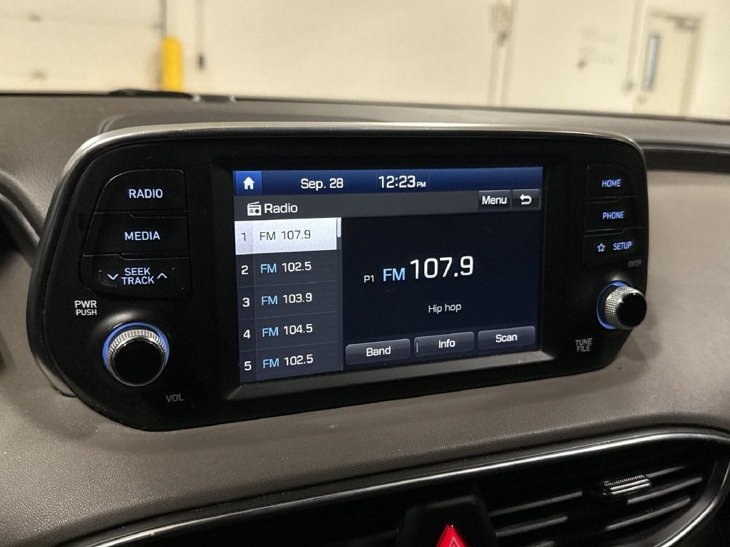2019 Hyundai Santa Fe SE