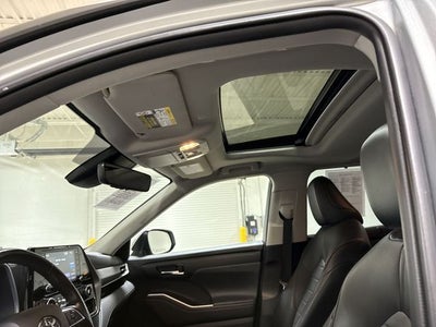 2020 Toyota Highlander Hybrid XLE