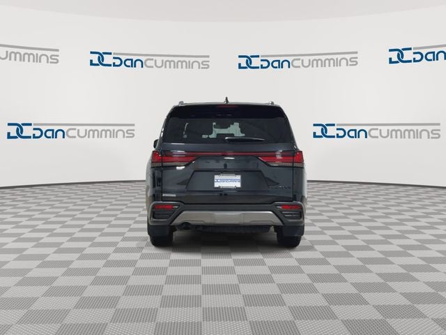 2025 Lexus LX 700h Overtrail