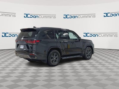2025 Lexus LX 700h Overtrail