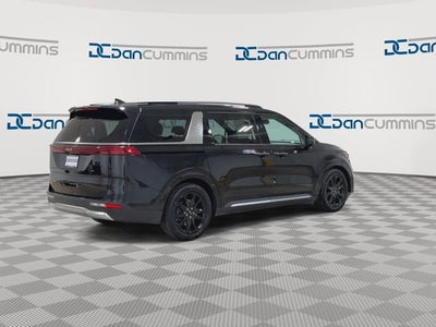 2022 Kia Carnival SX