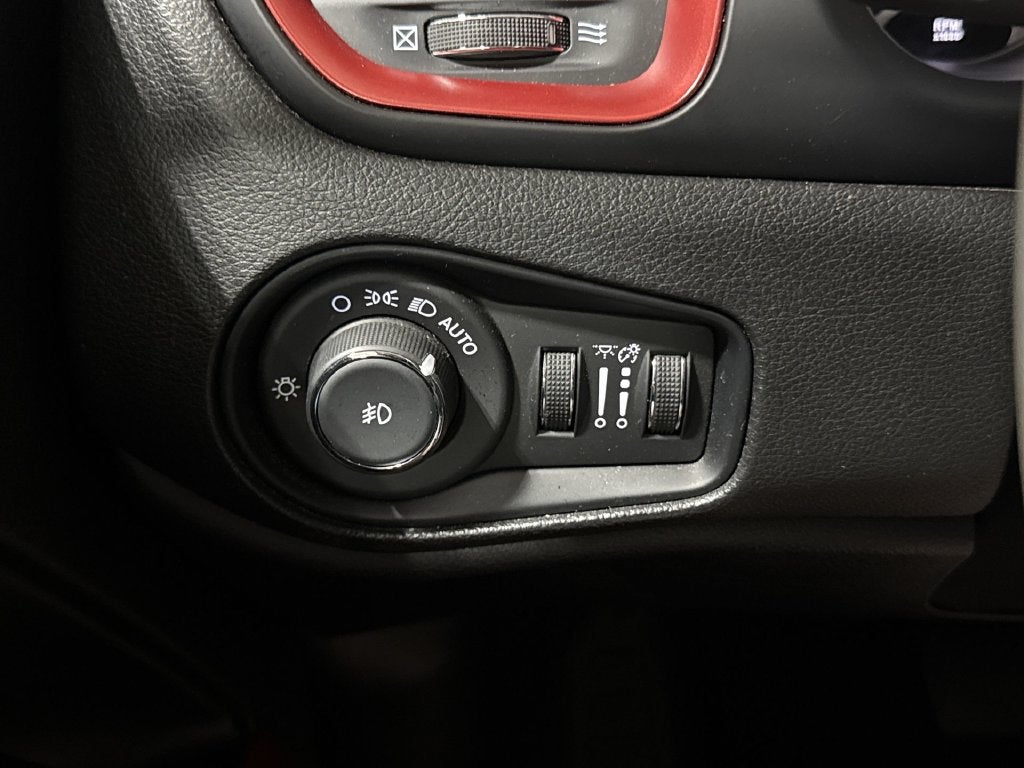 2023 Jeep Renegade Trailhawk
