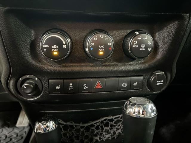 2012 Jeep Wrangler Unlimited Sahara Altitude